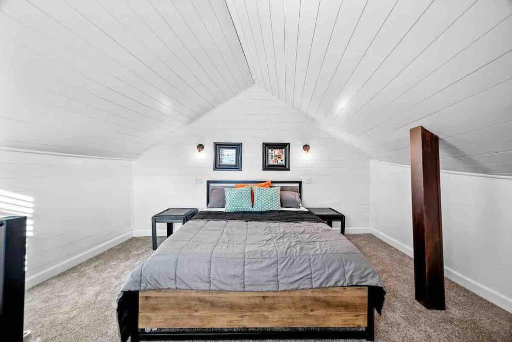 Hip And Bright Lawerenceville 2 Bed Easy Parking Питсбърг Екстериор снимка