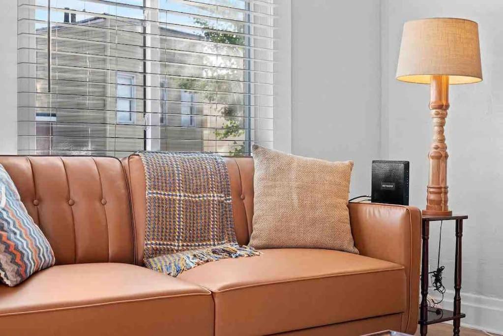Hip And Bright Lawerenceville 2 Bed Easy Parking Питсбърг Екстериор снимка